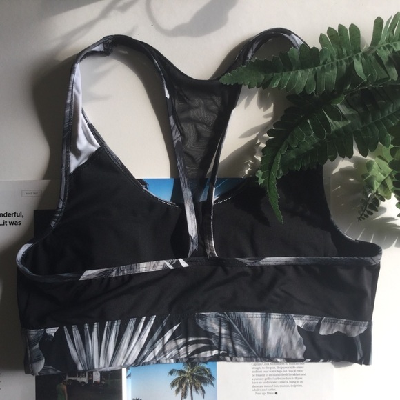 🎄 PINK sports bra  black, leaf print SZ M - Picture 6 of 10